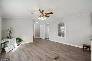 10 Cherry Ln, Carlisle, PA 17015 - Photo 15