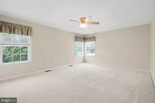 6009 Sommerton Dr, Mechanicsburg, PA 17050 - Photo 15