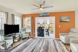 2075 Spring Wood Ln, Mechanicsburg, PA 17055 - Photo 13