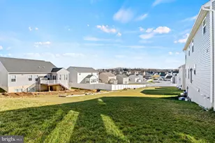 911 Ashfield Dr, Carlisle, PA 17015 - Photo 3