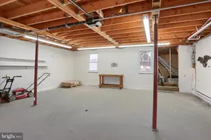 393 Sherwood Dr, Carlisle, PA 17015 - Photo 35