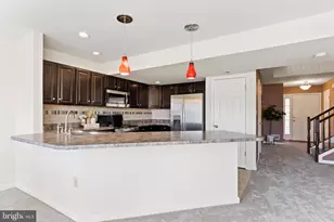 216 Melbourne Ln, Mechanicsburg, PA 17055 - Photo 11