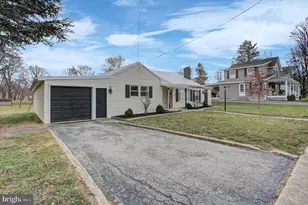 1319 N West St, Carlisle, PA 17013 - Photo 35