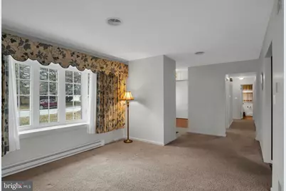 705 Sutton Drive, Carlisle, PA 17013 - Photo 9