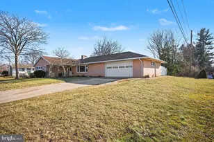 41 Citadel Dr, Camp Hill, PA 17011 - Photo 3