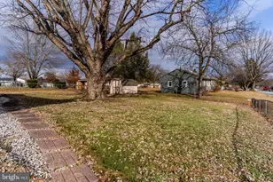 1913 Maplewood Dr, Carlisle, PA 17013 - Photo 31