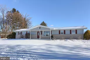 745 Longs Gap Rd, Carlisle, PA 17013 - Photo 3