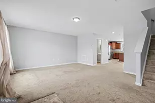 4235 Wild Orchid Ln, Enola, PA 17025 - Photo 3