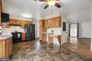 518 E Coover St, Mechanicsburg, PA 17055 - Photo 13