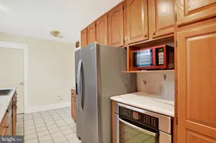 33 S 24th St, Camp Hill, PA 17011 - Photo 13