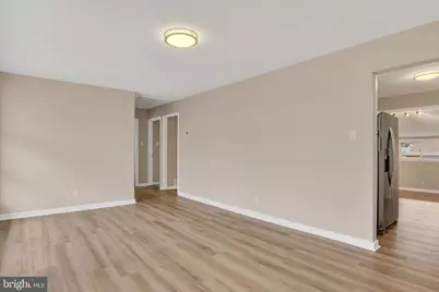 16 Essex Road, Camp Hill, PA 17011 - Photo 5