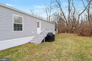 32 Hathaway Dr, Carlisle, PA 17015 - Photo 5