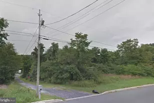 625 Mountain St, Enola, PA 17025 - Photo 1