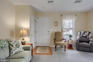 14 Creek Bank Dr, Mechanicsburg, PA 17050 - Photo 7