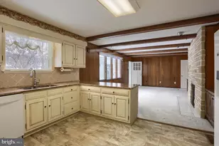 864 Hilltop Rd, Lemoyne, PA 17043 - Photo 11