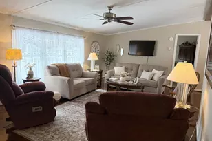 155 Shippensburg Mobile Estate, Shippensburg, PA 17257 - Photo 5