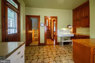 232 Henderson St, Carlisle, PA 17013 - Photo 17