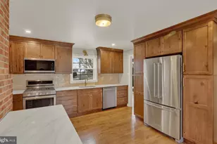 2 Golf View Rd, Camp Hill, PA 17011 - Photo 9