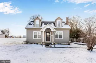 910 W Louther St, Carlisle, PA 17013 - Photo 1