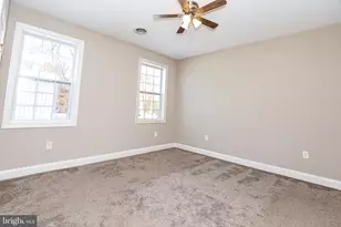 912 Cavalry St, Carlisle, PA 17013 - Photo 25