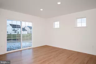 322 Reserve Ln, Mechanicsburg, PA 17050 - Photo 3