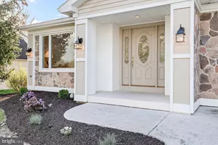 583 Ariel Ct, Mechanicsburg, PA 17055 - Photo 5