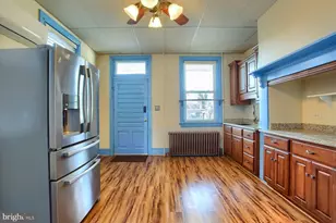 48 E North St, Carlisle, PA 17013 - Photo 17