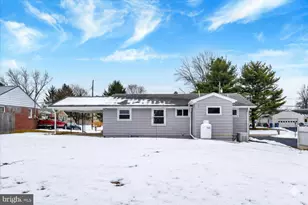 127 Lakeview Dr, Carlisle, PA 17013 - Photo 25