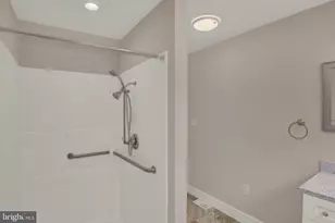 127 Lakeview Dr, Carlisle, PA 17013 - Photo 17