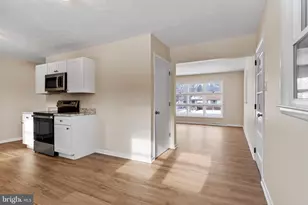 811 W Keller St, Mechanicsburg, PA 17055 - Photo 9