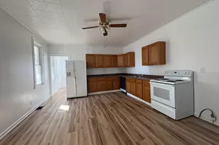 156 E Penn St, Carlisle, PA 17013 - Photo 5