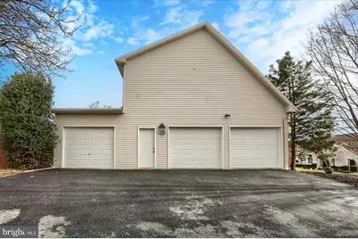 1014 S Waterford Way, Mechanicsburg, PA 17050 - Photo 5