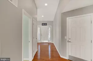 33 Creek Bank Dr, Mechanicsburg, PA 17050 - Photo 5