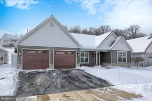 2097 Hill Side Dr, Mechanicsburg, PA 17055 - Photo 3