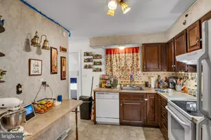 28 Brentwood Rd, Camp Hill, PA 17011 - Photo 11