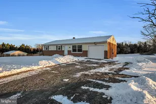 36 Clay Rd, Carlisle, PA 17015 - Photo 3