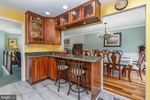 8 Edgewood Dr, Mechanicsburg, PA 17055 - Photo 9