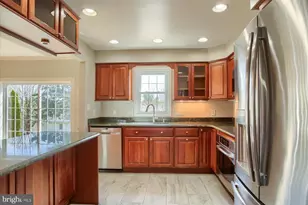 8 Edgewood Dr, Mechanicsburg, PA 17055 - Photo 11