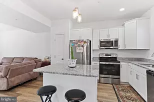 31 Parkview Dr, Carlisle, PA 17013 - Photo 7