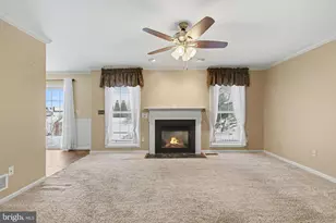 127 Coventry Dr, Carlisle, PA 17015 - Photo 3