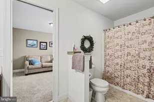 3 Jamestown Square, Mechanicsburg, PA 17050 - Photo 19