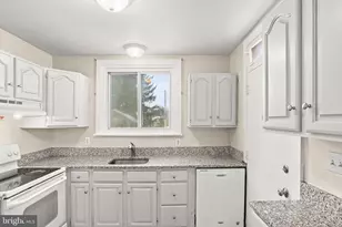 430 W Simpson St, Mechanicsburg, PA 17055 - Photo 21