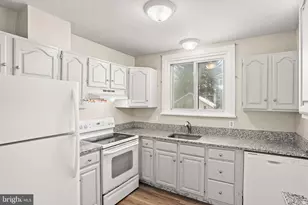 430 W Simpson St, Mechanicsburg, PA 17055 - Photo 19