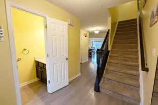 327 Melbourne Ln, Mechanicsburg, PA 17055 - Photo 3