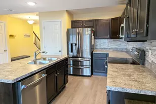 327 Melbourne Ln, Mechanicsburg, PA 17055 - Photo 15