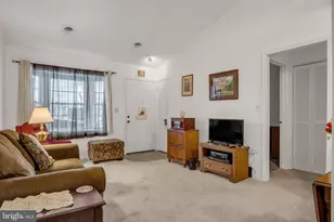 26 Southpoint Dr, Mechanicsburg, PA 17055 - Photo 3