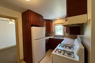 108 E Penn St, Carlisle, PA 17013 - Photo 5