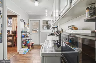 824 N West St, Carlisle, PA 17013 - Photo 7