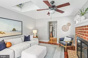 7 S George St, Mechanicsburg, PA 17055 - Photo 3