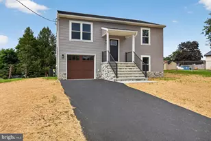 341 D St, Carlisle, PA 17013 - Photo 1